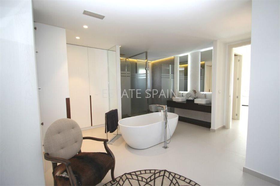 Вилла в Сан-Мигель-де-Салинас 135 м2 №VL26116290DC  - Продажа - 25 large