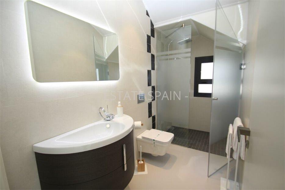 Вилла в Сан-Мигель-де-Салинас 135 м2 №VL26116290DC  - Продажа - 23 large