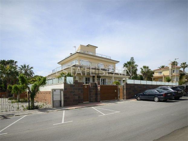 Вилла в Ла-Зения 677 м2 №VL21211C8DD0  - Продажа - 14 preview