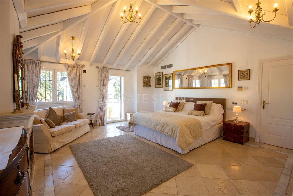 Особняк в Сотогранде 695 м2 №VL2412254864F  - Продажа - 21 large