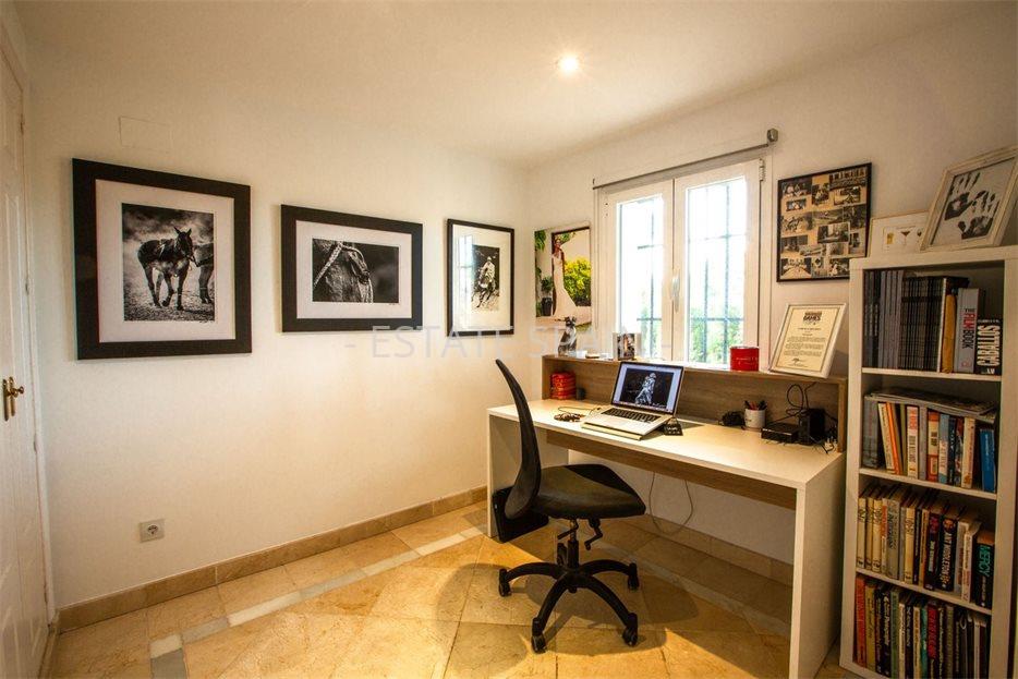 Особняк в Сотогранде 695 м2 №VL2412254864F  - Продажа - 40 large