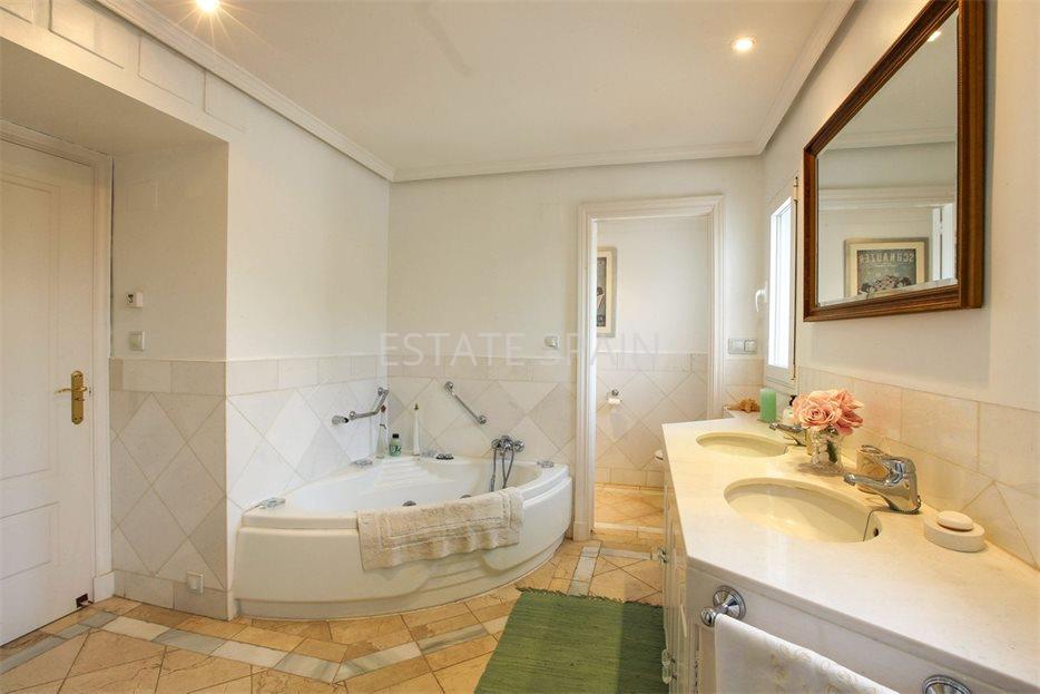 Особняк в Сотогранде 695 м2 №VL2412254864F  - Продажа - 6 large