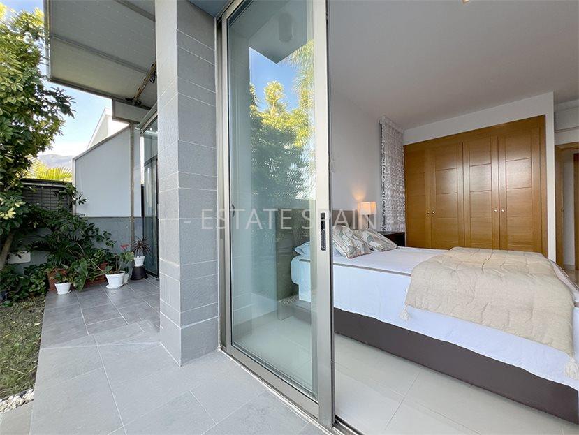 Вилла в Санта-Урсула 350 м2 №VL2412230CB40  - Продажа - 35 large