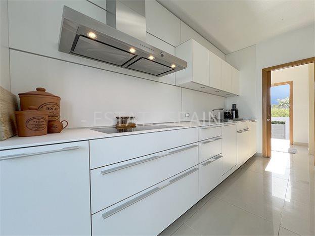 Вилла в Санта-Урсула 350 м2 №VL2412230CB40  - Продажа - 14 preview