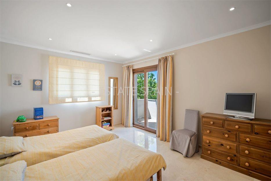 Особняк в Бенаависе 932 м2 №VL2471CC777  - Продажа - 16 large