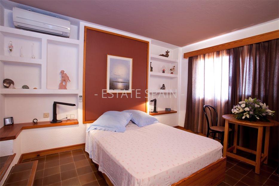 Вилла в Сан-Рафаэль 200 м2 №VL171212B3CE  - Продажа - 4 large