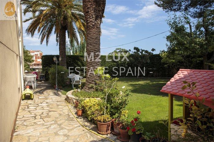 Квартира в Сан-Фелиу-де-Гишольс 68 м2 №CBRK3115  - Продажа - 1 preview