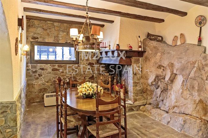 Вилла в Сан-Фелиу-де-Гишольс 689 м2 №VL20728B7234  - Продажа - 61 preview