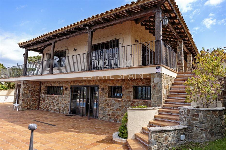 Вилла в Сан-Фелиу-де-Гишольс 689 м2 №VL20728B7234  - Продажа - 7 large