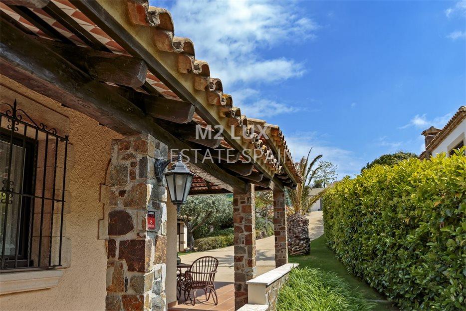 Вилла в Сан-Фелиу-де-Гишольс 689 м2 №VL20728B7234  - Продажа - 96 large