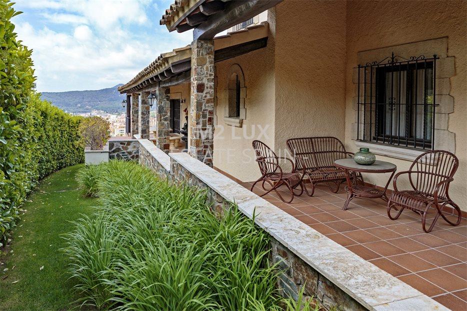 Вилла в Сан-Фелиу-де-Гишольс 689 м2 №VL20728B7234  - Продажа - 97 large