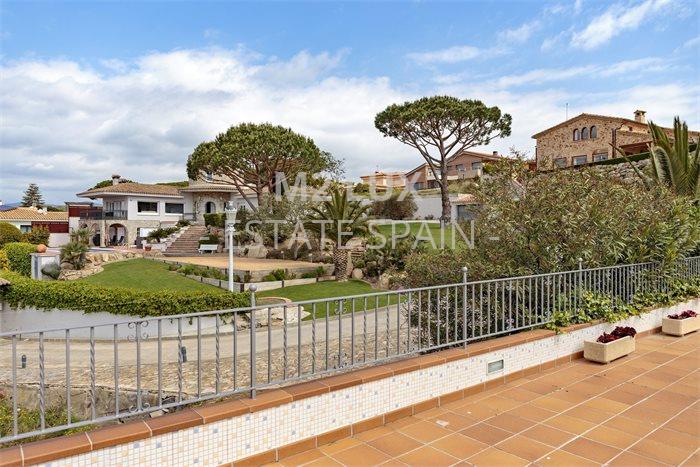 Вилла в Сан-Фелиу-де-Гишольс 689 м2 №VL20728B7234  - Продажа - 81 preview