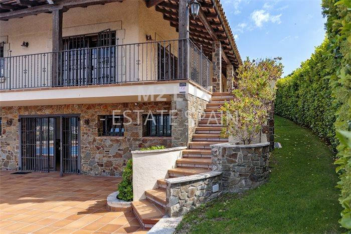 Вилла в Сан-Фелиу-де-Гишольс 689 м2 №VL20728B7234  - Продажа - 6 preview