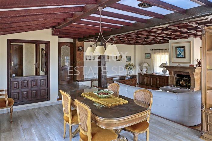 Вилла в Сан-Фелиу-де-Гишольс 689 м2 №VL20728B7234  - Продажа - 17 preview