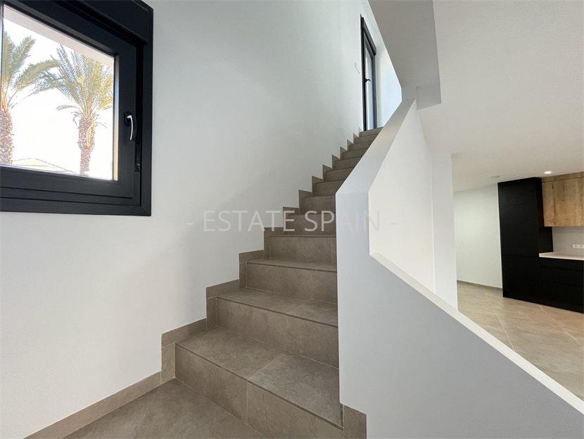 Вилла в Сан-Педро-дель-Пинатар 145 м2 №VL2510104E9FF  - Продажа - 30 large