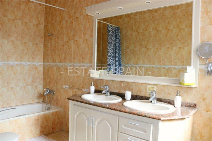 Вилла в Сан-Кристобаль-де-ла-Лагуна 210 м2 №VL217243E7B  - Продажа - 10 preview