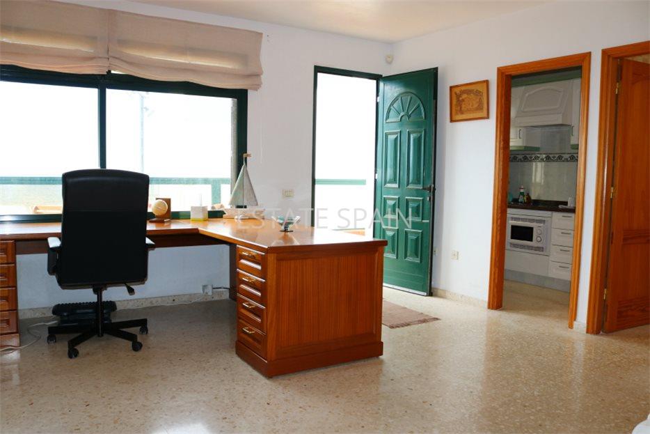 Вилла в Сан-Кристобаль-де-ла-Лагуна 210 м2 №VL217243E7B  - Продажа - 29 large