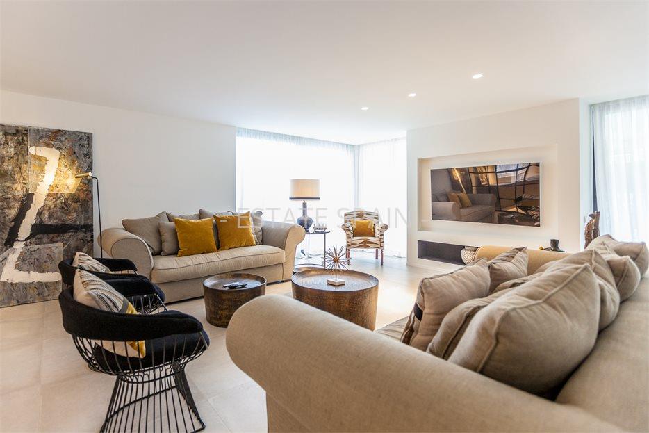 Особняк в Кабо-де-лас-Уэртас 360 м2 №BL19721BD736  - Продажа - 1 large