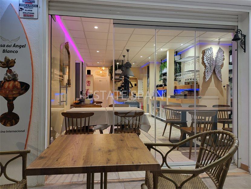 Ресторан в Кальпе 130 м2 №ART24118B68AE  - Продажа - 1 large