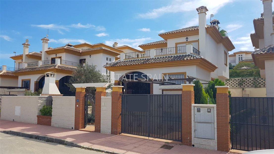 Вилла в Рохалесе 153 м2 №VL211159E6E2  - Продажа - 3 large