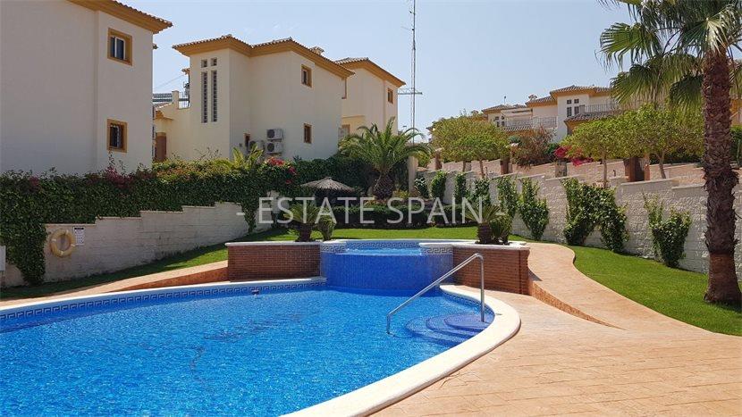 Вилла в Рохалесе 153 м2 №VL211159E6E2  - Продажа - 1 preview