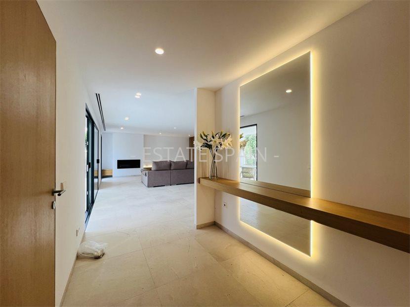 Вилла в Санта-Понсе 659 м2 №VL24638C92E  - Продажа - 3 large