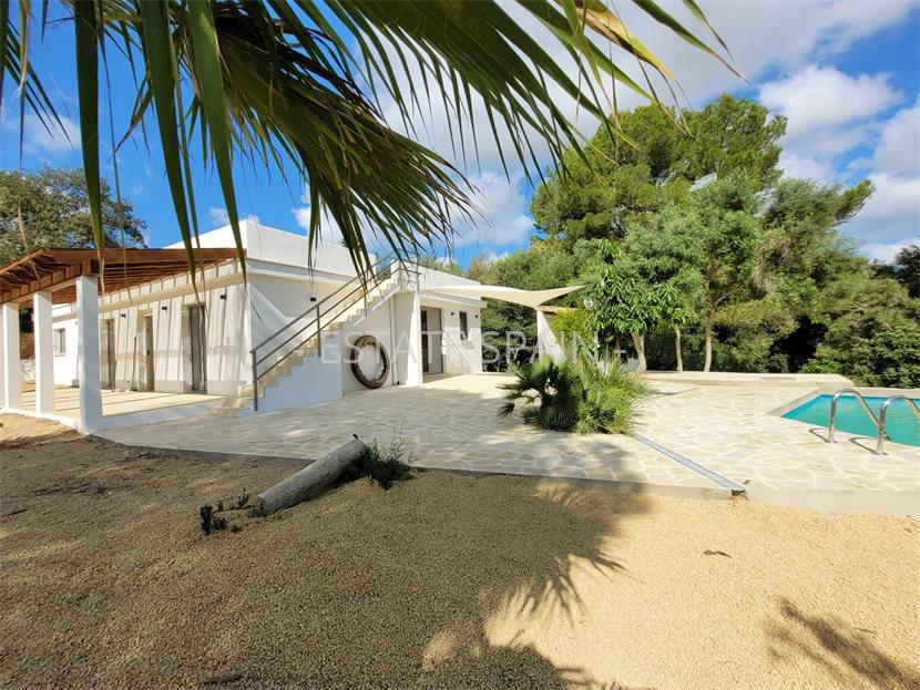 Сельский дом в Арта 380 м2 №VL23101565574  - Продажа - 1 large