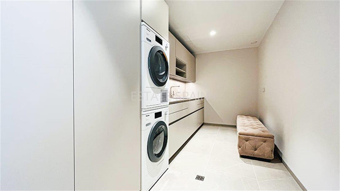 Вилла в Кальвия 400 м2 №VL25795D546  - Продажа - 32 large