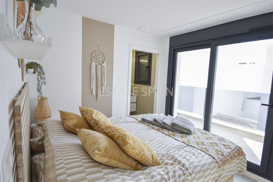 Вилла в Сан-Педро-дель-Пинатар 112 м2 №VL25109C8687  - Продажа - 32 large