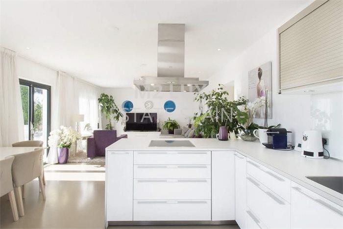 Вилла в Сан-Антони-де-Калонже 583 м2 №VL18112390E48  - Продажа - 31 preview