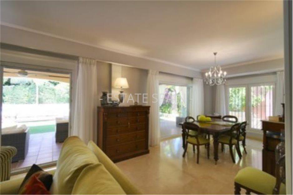 Вилла в Эльвирии 333 м2 №VL19117A7F5B  - Продажа - 30 large