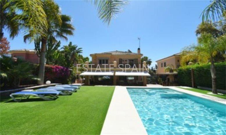 Вилла в Эльвирии 333 м2 №VL19117A7F5B  - Продажа - 1 preview