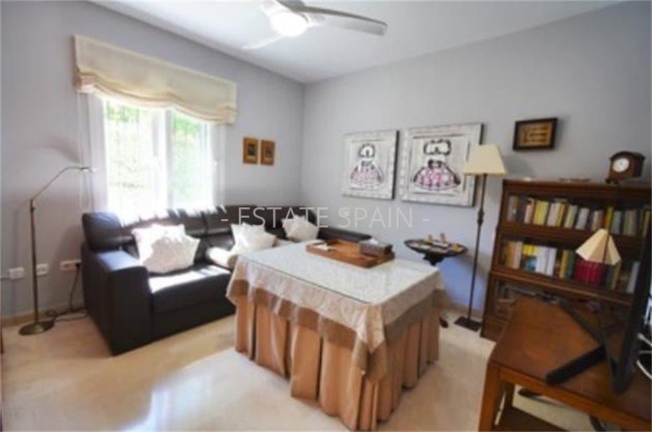 Вилла в Эльвирии 333 м2 №VL19117A7F5B  - Продажа - 24 large