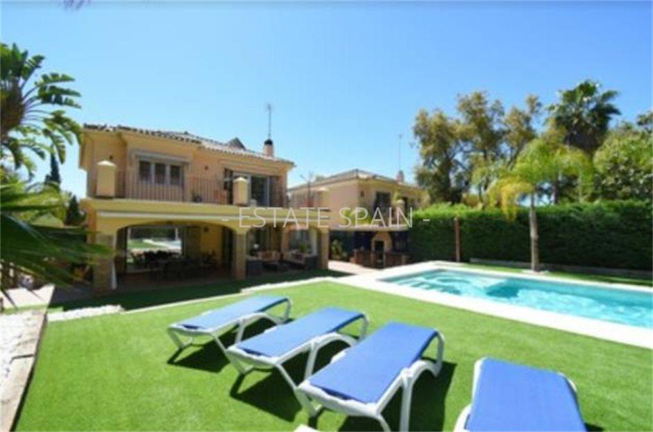 Вилла в Эльвирии 333 м2 №VL19117A7F5B  - Продажа - 2 large