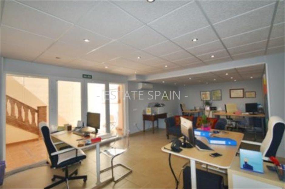 Вилла в Эльвирии 333 м2 №VL19117A7F5B  - Продажа - 40 large