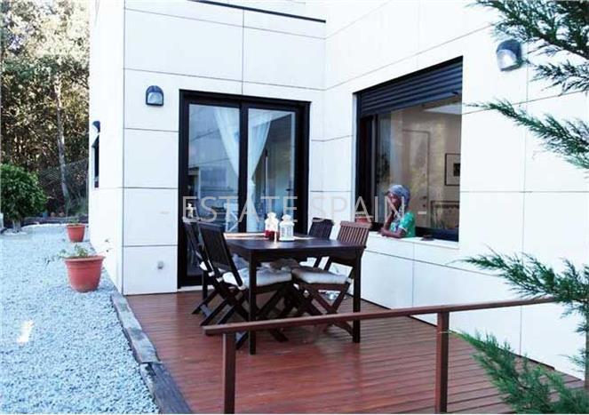 Шале в Сан-Андрес-де-Льеванерас 200 м2 №TAU1831F623  - Продажа - 1 preview