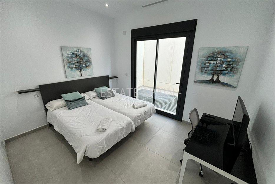 Вилла в Рохалесе 310 м2 №VL24864CE13  - Продажа - 21 large