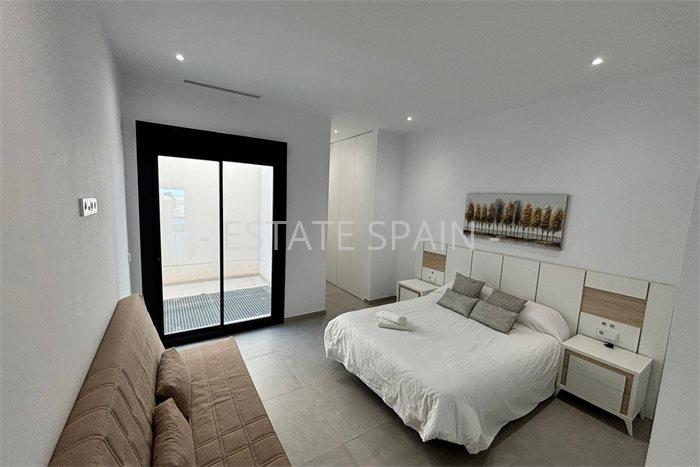 Вилла в Рохалесе 310 м2 №VL24864CE13  - Продажа - 28 preview