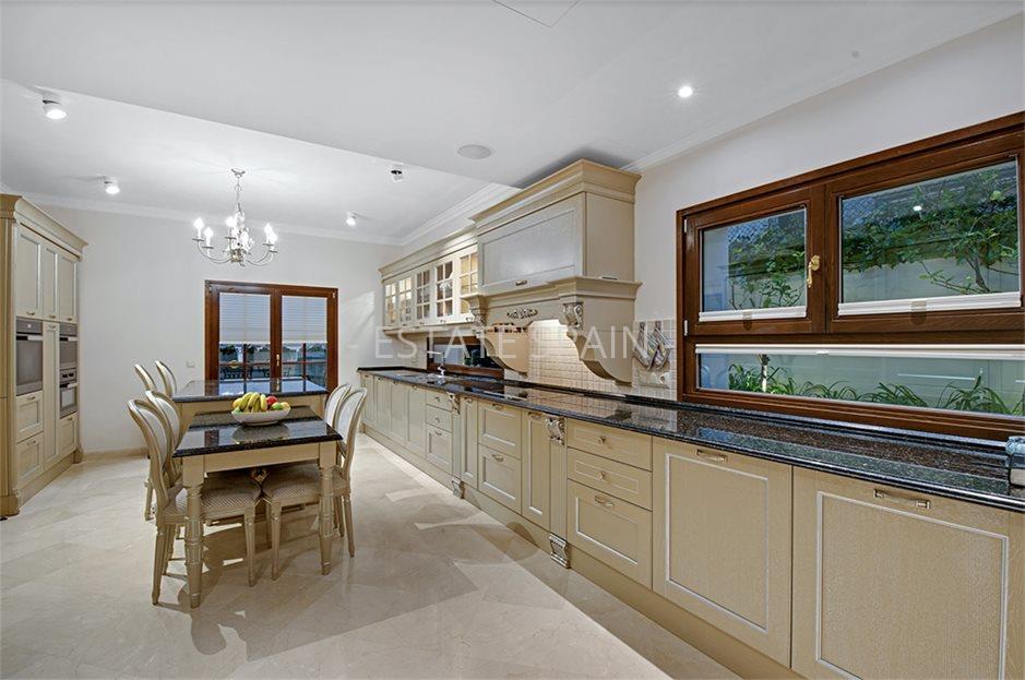 Вилла в Кальвия 520 м2 №VL21628D08D8  - Продажа - 16 large