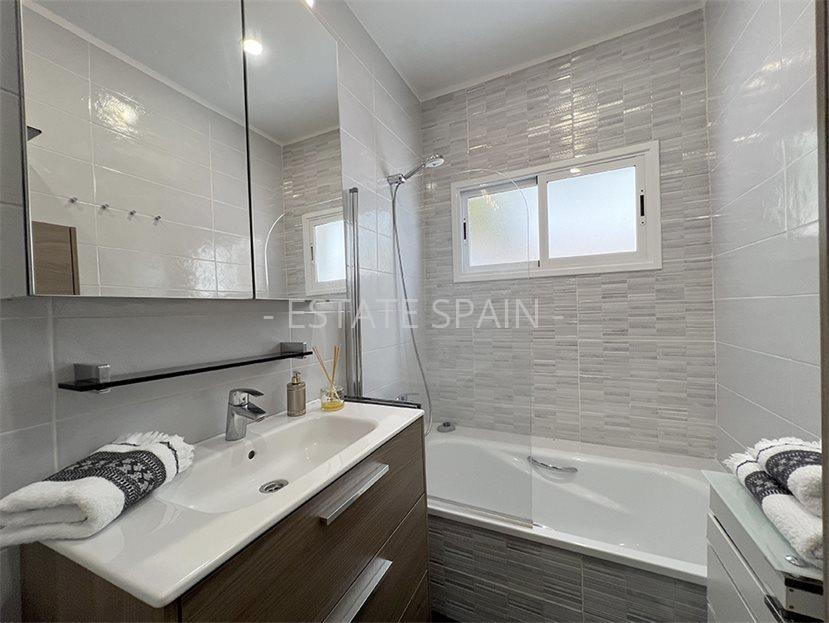 Апартаменты в Пуэрто-де-ла-Крус 69 м2 №ART24628BA75E  - Продажа - 13 large