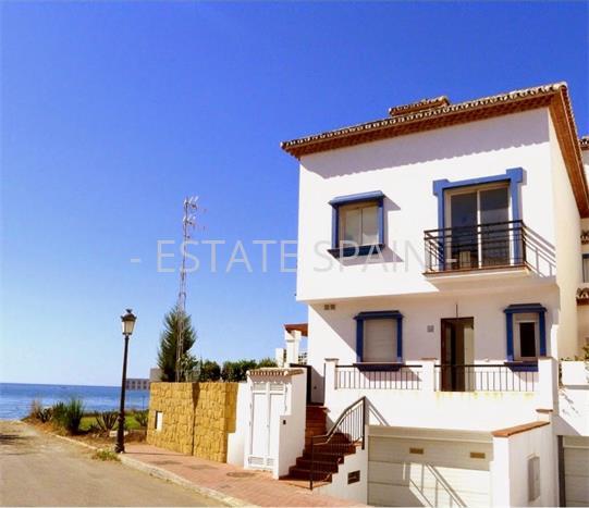 Таунхаус в Эстепоне 230 м2 №TAU18295D43  - Продажа - 2 preview