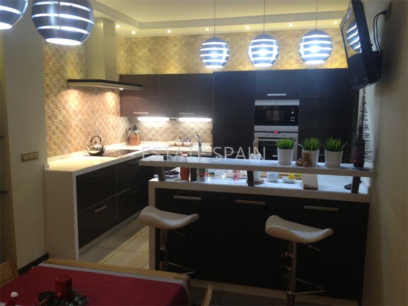 Дом в Эльвирии 258 м2 №VL19926830F3  - Продажа - 22 large