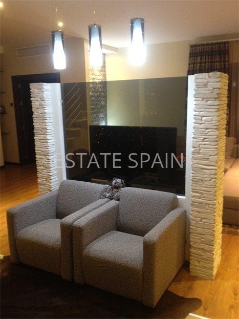 Дом в Эльвирии 258 м2 №VL19926830F3  - Продажа - 21 large