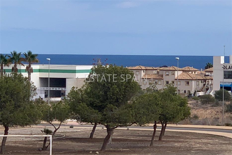 Таунхаус в Ориуэла Коста 82 м2 №BL24115F2978  - Продажа - 42 large