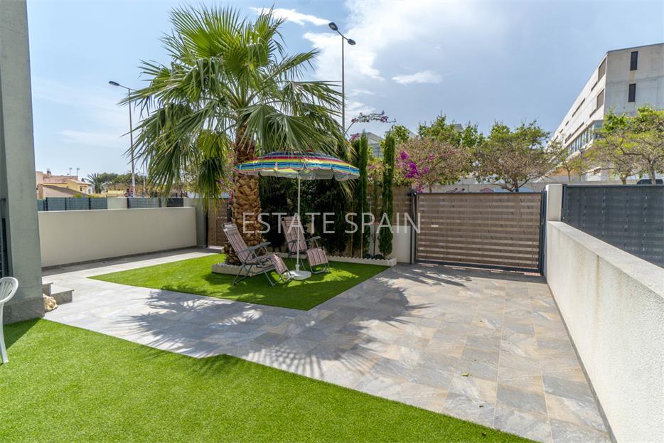 Таунхаус в Торревьехе 129 м2 №TAU185774E6  - Продажа - 9 large