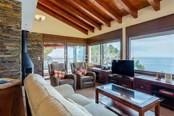 Особняк в Ллорет-де-Маре 258 м2 №VL234212A9A3  - Продажа - 6 preview