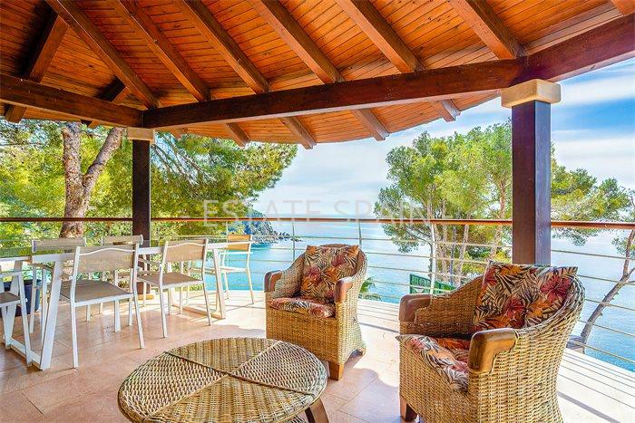 Особняк в Ллорет-де-Маре 258 м2 №VL234212A9A3  - Продажа - 3 preview