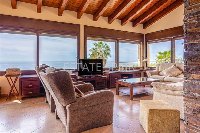 Особняк в Ллорет-де-Маре 258 м2 №VL234212A9A3  - Продажа - 4 preview