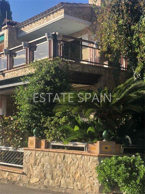 Коттедж в Тосса-де-Мар 100 м2 №VL23511F96D6  - Продажа - 2 large