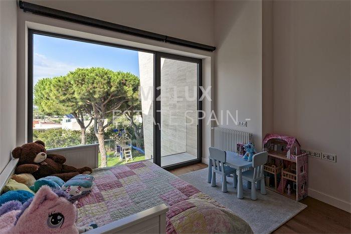 Вилла в Сан-Фелиу-де-Гишольс 651 м2 №VL207308BDDD  - Продажа - 40 preview